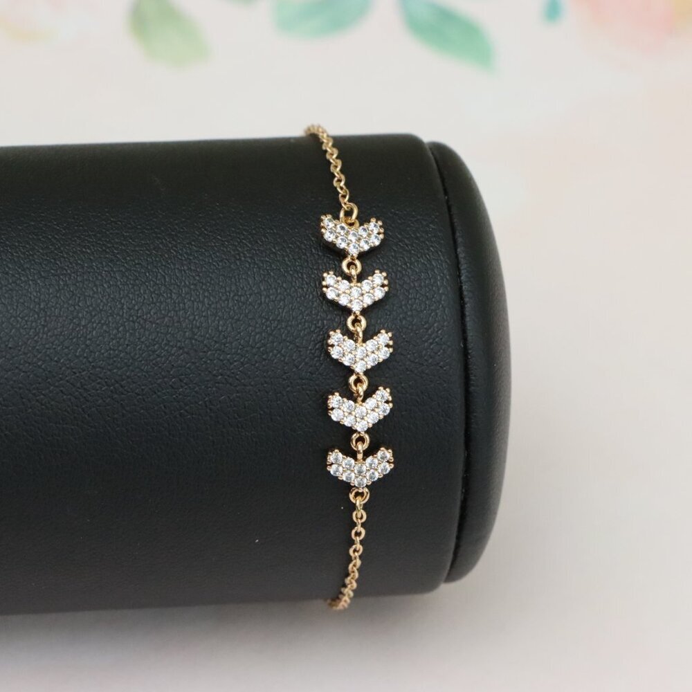 "Delicate Rose Gold Leaf Chain Bracelet with CZ Stones, XPBL0754